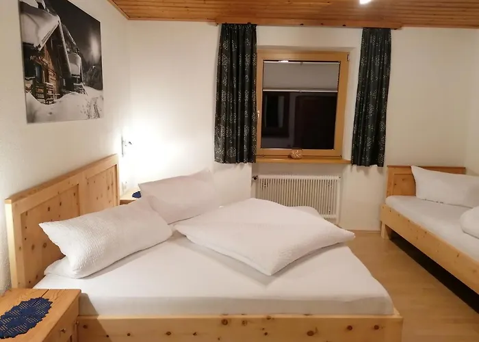 アパート Mooshof カウナータール